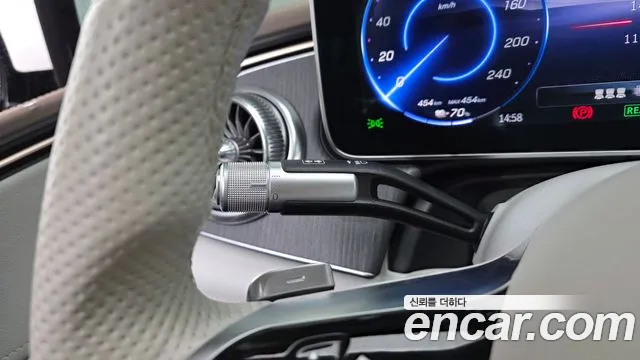 Mercedes-Benz EQS — Фото автомобиля 29