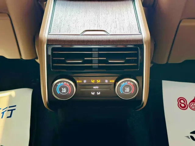 Land Rover Range Rover — Фото автомобиля 15