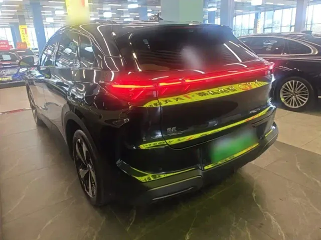 Arcfox Alpha T5 — Фото автомобиля 4