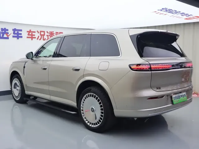 Voyah Auto VOYAH Taisan 2026 Model Base — Фото автомобиля 25
