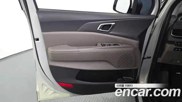 Kia Carnival 4th Gen — Фото автомобиля 13