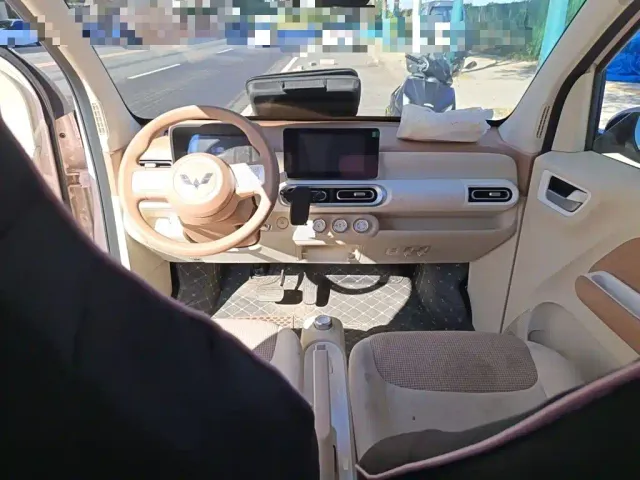 Wuling Hongguang Mini EV — Фото автомобиля 5