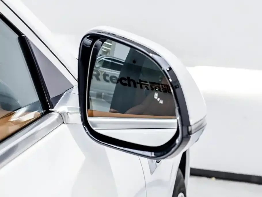 Li Auto Li Auto L6 2025 Max Smart Renewal Edition — Фото автомобиля 12