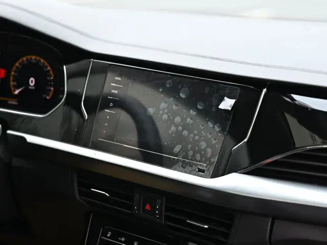 Volkswagen Passat — Фото автомобиля 9