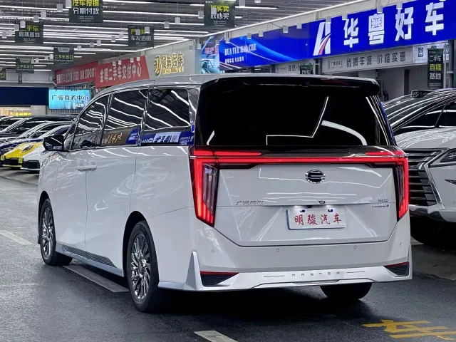 GAC Trumpchi M8 — Фото автомобиля 4