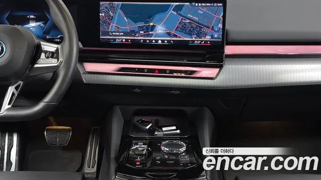 BMW i5 G60 — Фото автомобиля 18