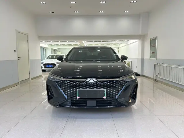 Chery Fulwin A8 — Фото автомобиля 2