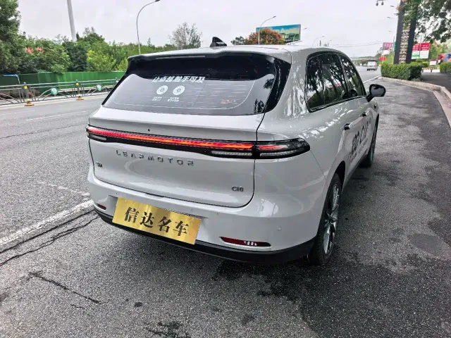 Leapmotor C10 — Фото автомобиля 9