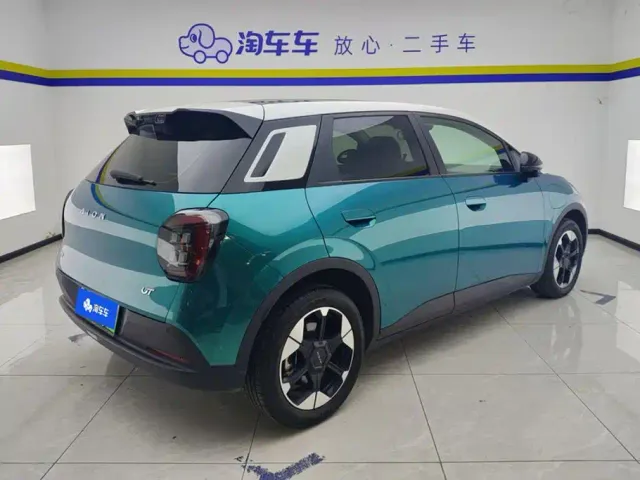 GAC Aion UT — Фото автомобиля 3