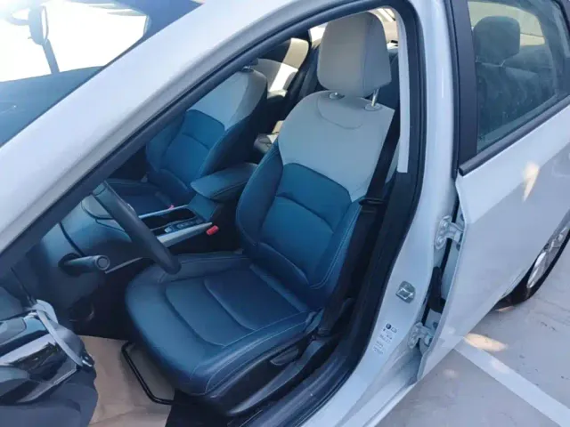 Chevrolet Monza — Фото автомобиля 14