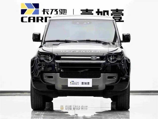 Land Rover Defender — Фото автомобиля 2