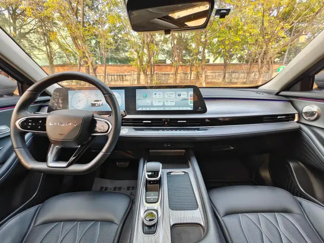 Chery Arrizo 8 — Фото автомобиля 13
