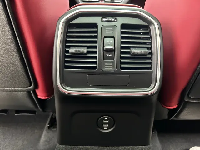 Porsche Macan — Фото автомобиля 20