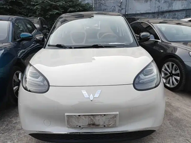 Wuling Bingo — Фото автомобиля 2