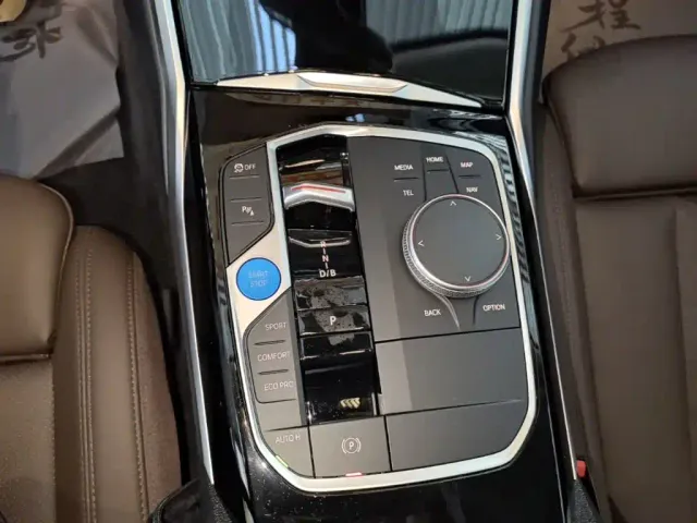 BMW i3 — Фото автомобиля 13