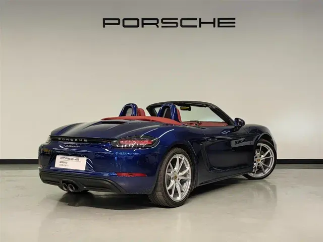 Porsche 718 — Фото автомобиля 8