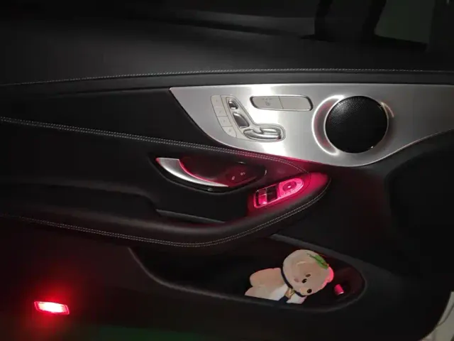 Mercedes-Benz C-Class — Фото автомобиля 7