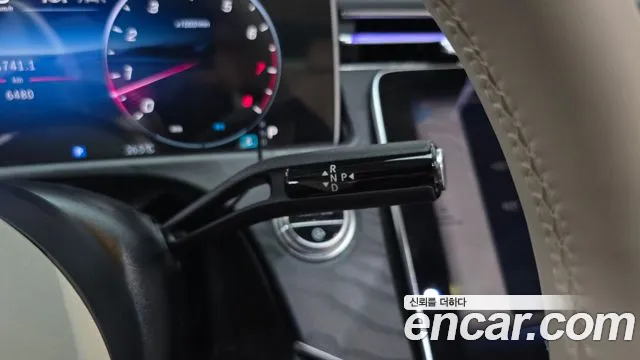 Mercedes-Benz E-Class — Фото автомобиля 9