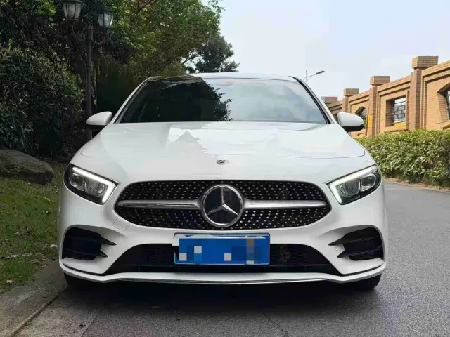 Mercedes-Benz A-Class — Фото автомобиля 2