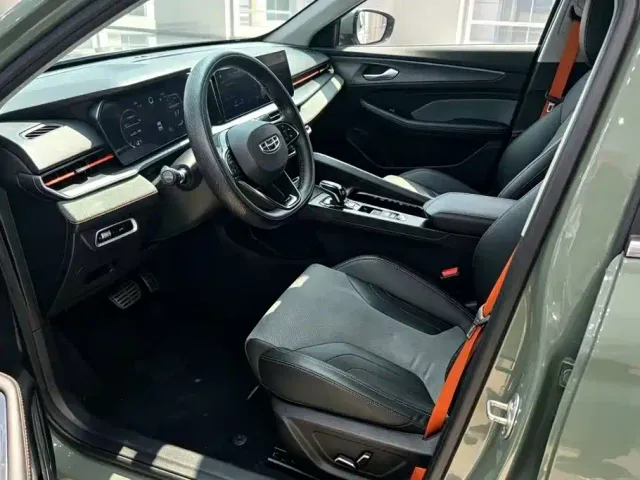 Geely Emgrand — Фото автомобиля 5