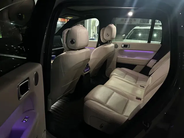 Li Auto L6 — Фото автомобиля 3