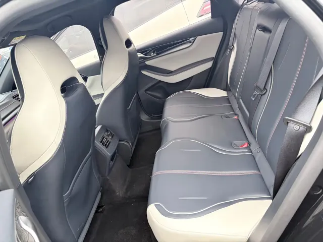 BYD Qin PLUS — Фото автомобиля 10