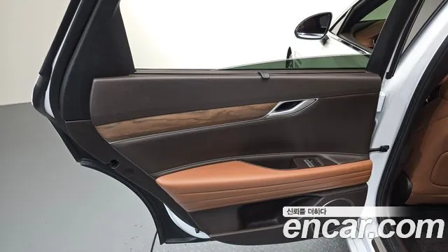 Genesis G80 Бензин 2.5 турбо AWD — Фото автомобиля 25