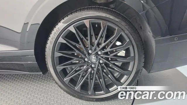 Hyundai Grandeur GN7 — Фото автомобиля 6