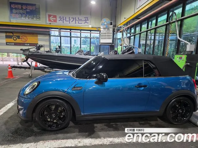 MINI Cooper Convertible — Фото автомобиля 2