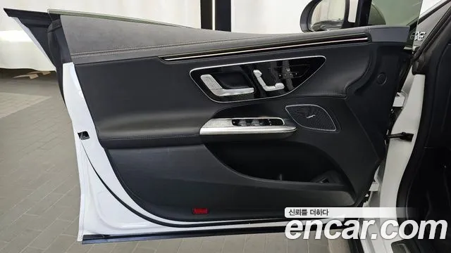 Mercedes-Benz EQE V295 — Фото автомобиля 13