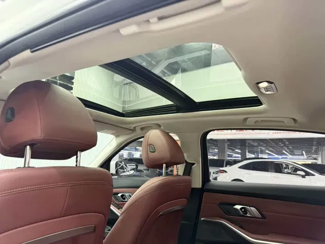 BMW 3 Series — Фото автомобиля 13