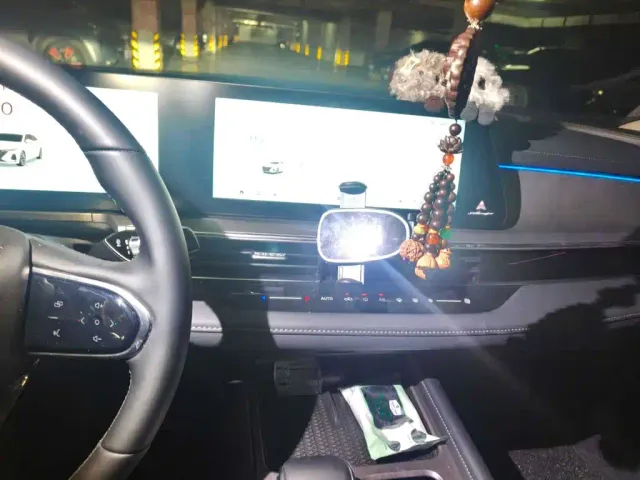 Chery Arrizo 8 — Фото автомобиля 7
