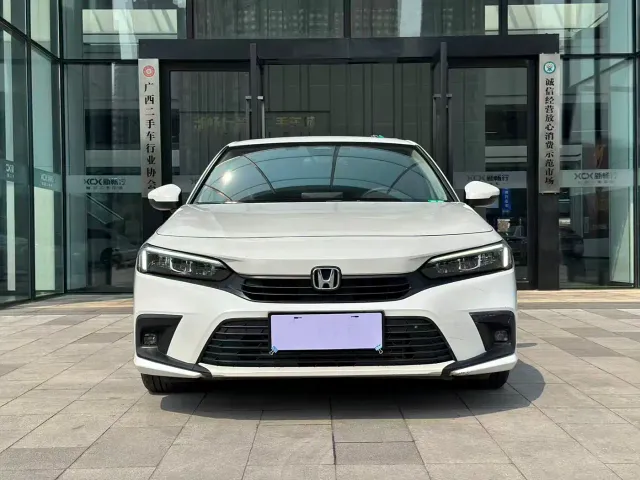 Honda Civic — Фото автомобиля 3