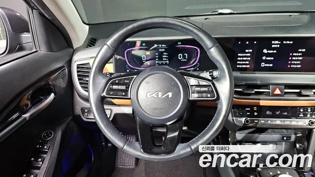 Kia Seltos Новый Seltos Бензин 2.0 2WD — Фото автомобиля 12