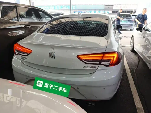 Buick Regal — Фото автомобиля 5
