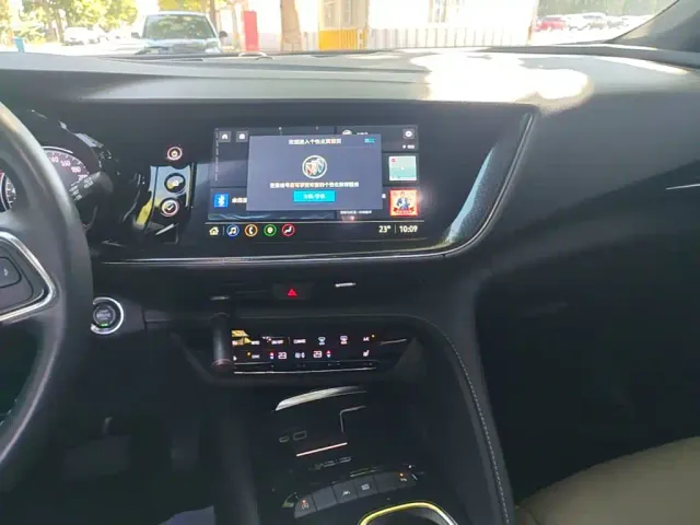 Buick Envision Plus — Фото автомобиля 12