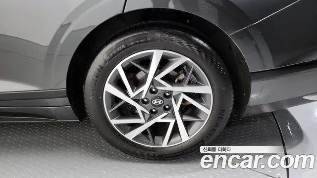 Hyundai Grandeur Grandeur (GN7) 2.5 Бензин 2WD — Фото автомобиля 5