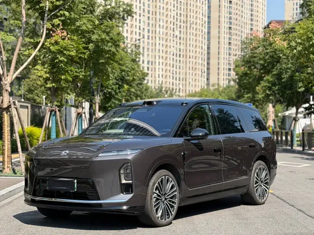Фотография автомобиля — Nio ES8
