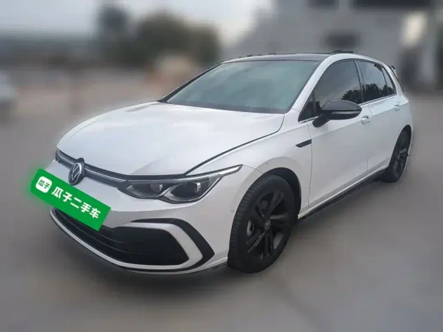 Фотография автомобиля — Volkswagen Golf