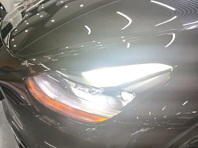 Tesla Model Y — Фото автомобиля 23