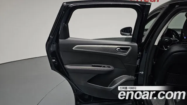 Renault Korea XM3 — Фото автомобиля 24