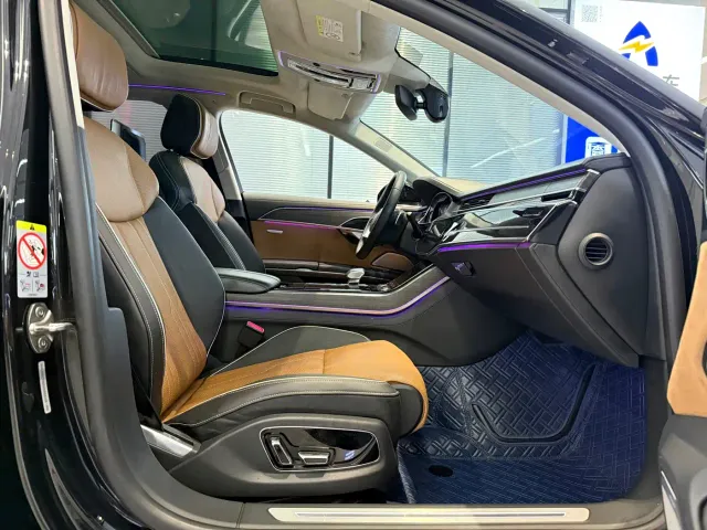 Audi A8 — Фото автомобиля 8