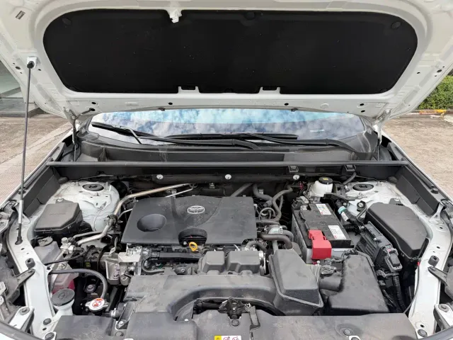 Toyota RAV4 — Фото автомобиля 14