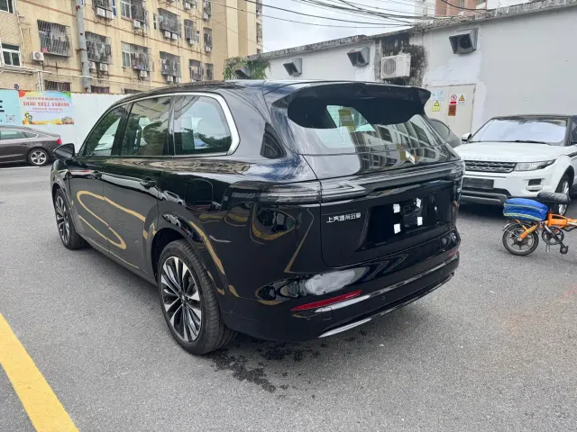 Huajing Baojun S — Фото автомобиля 8