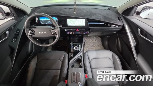 Kia Niro The All New Niro Signature — Фото автомобиля 3