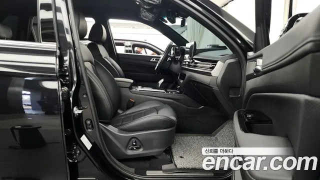 KG_Mobility_Ssangyong Rexton Rexton Arena Дизель 2.2 4WD — Фото автомобиля 11
