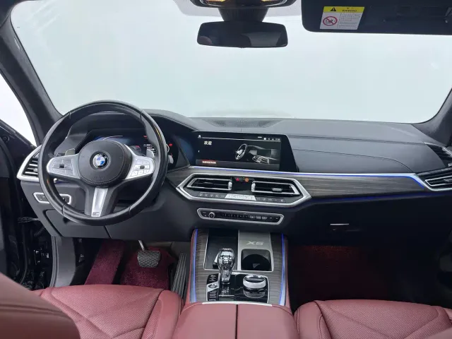 BMW X5 — Фото автомобиля 12