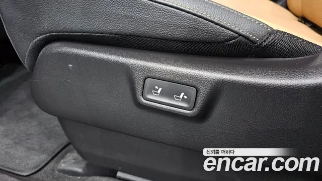 Kia Canival Carnival 4 поколение Бензин 9 мест Noblesse — Фото автомобиля 27