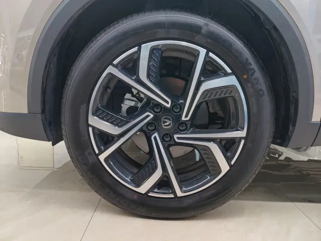 Changan CS55 Plus — Фото автомобиля 15