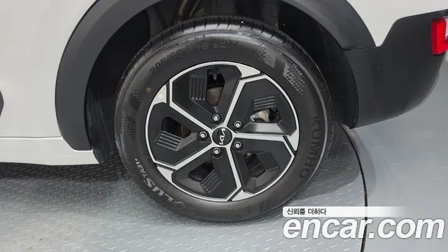 Kia Niro The All New Niro Prestige — Фото автомобиля 18